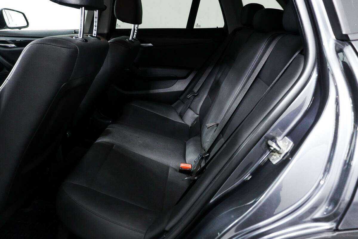 Купить BMW X1 с пробегом. Фото: #11