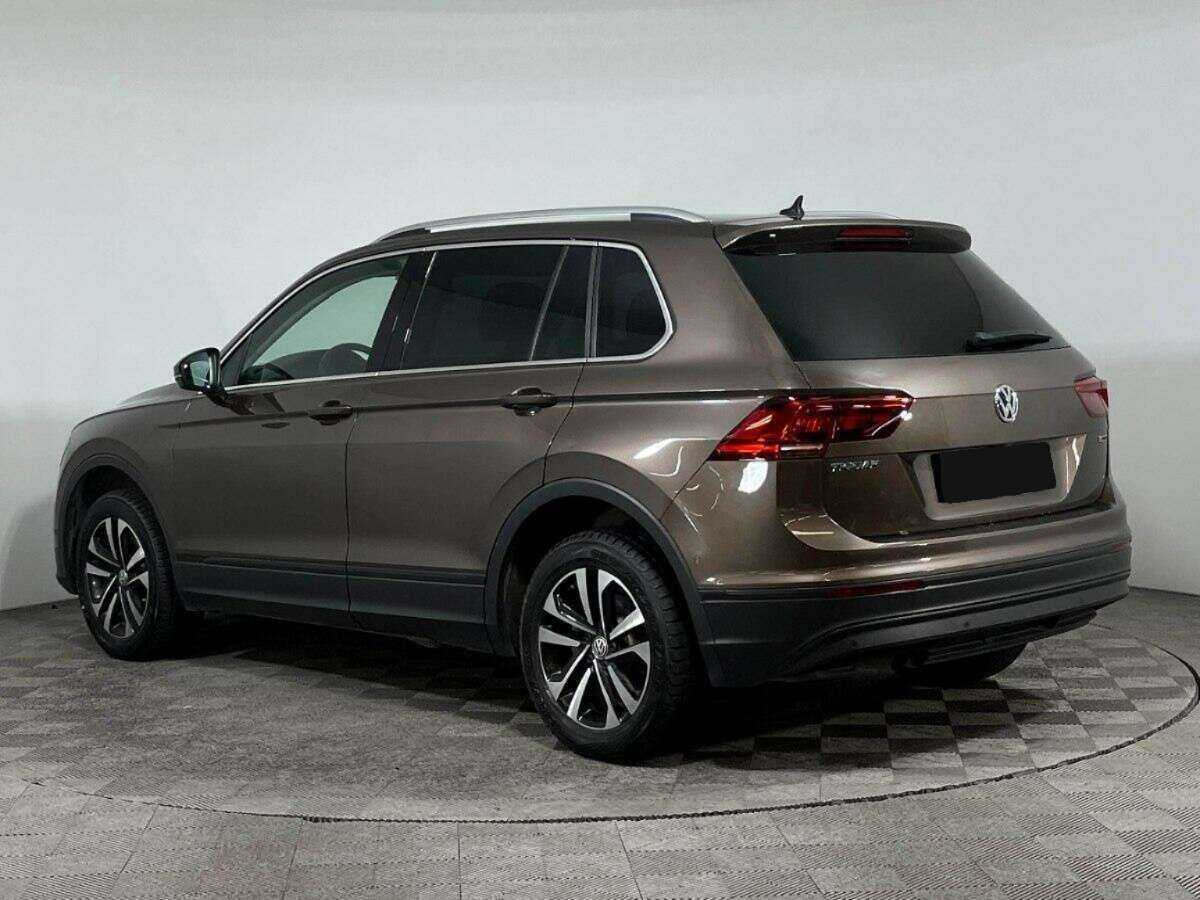 Купить Volkswagen Tiguan с пробегом. Фото: #6