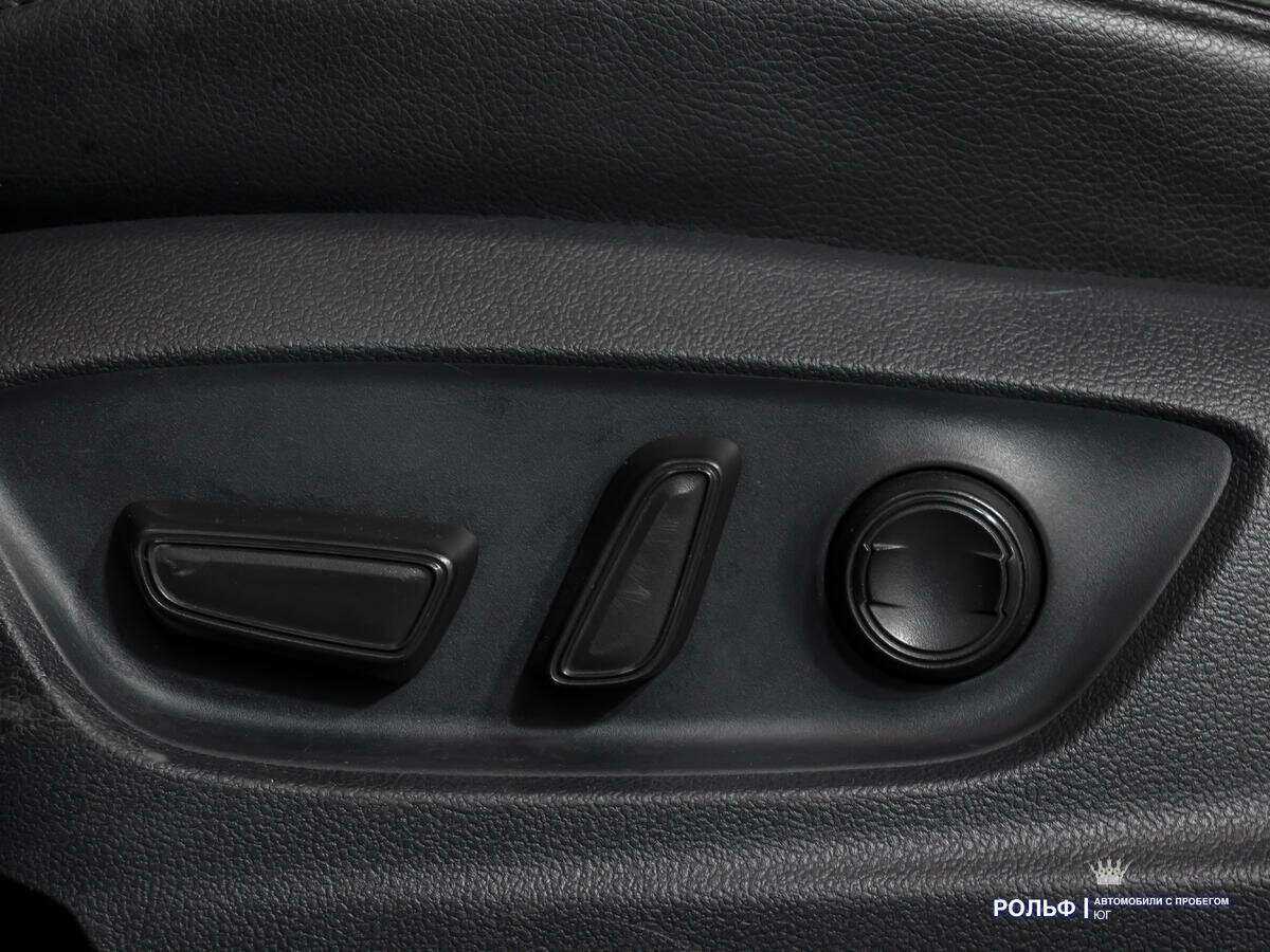 Купить Toyota Camry с пробегом. Фото: #13