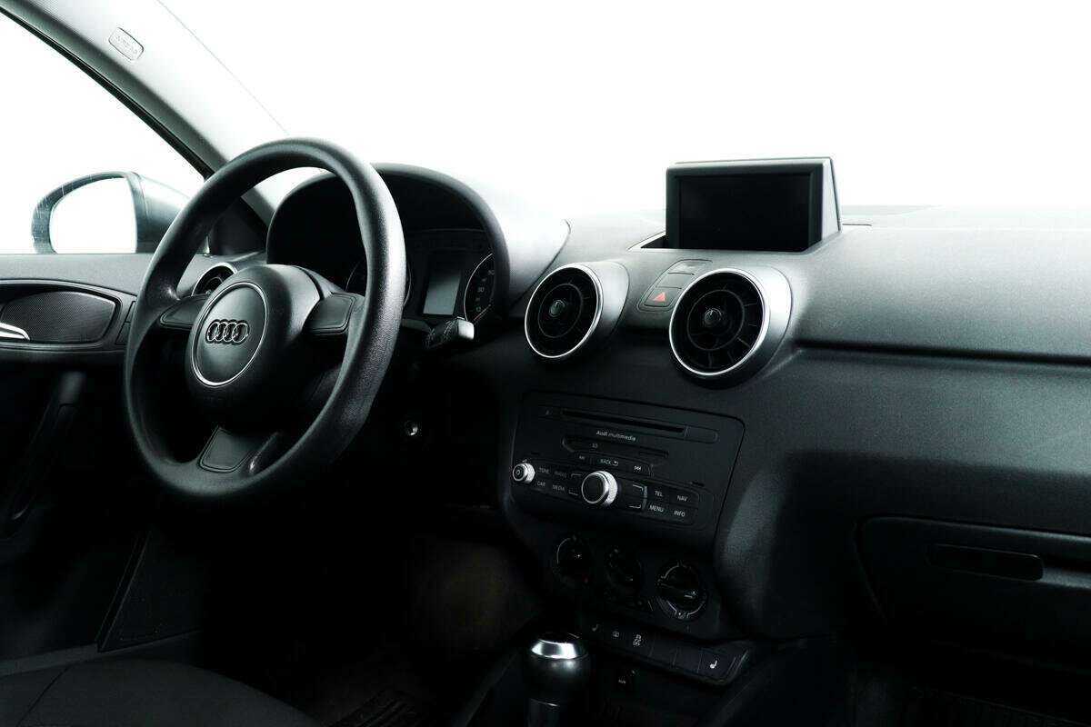 Купить Audi A1 с пробегом. Фото: #8