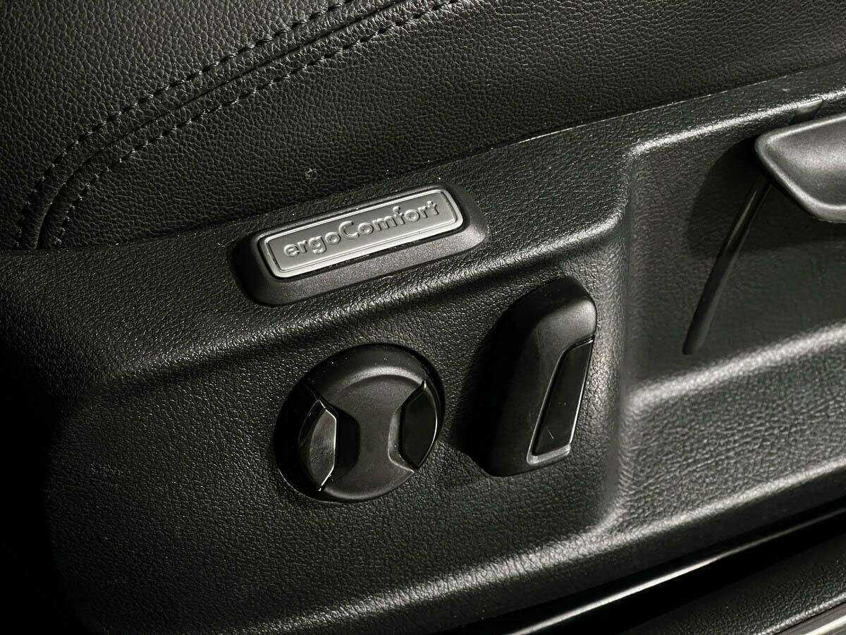 Купить Volkswagen Passat с пробегом. Фото: #13