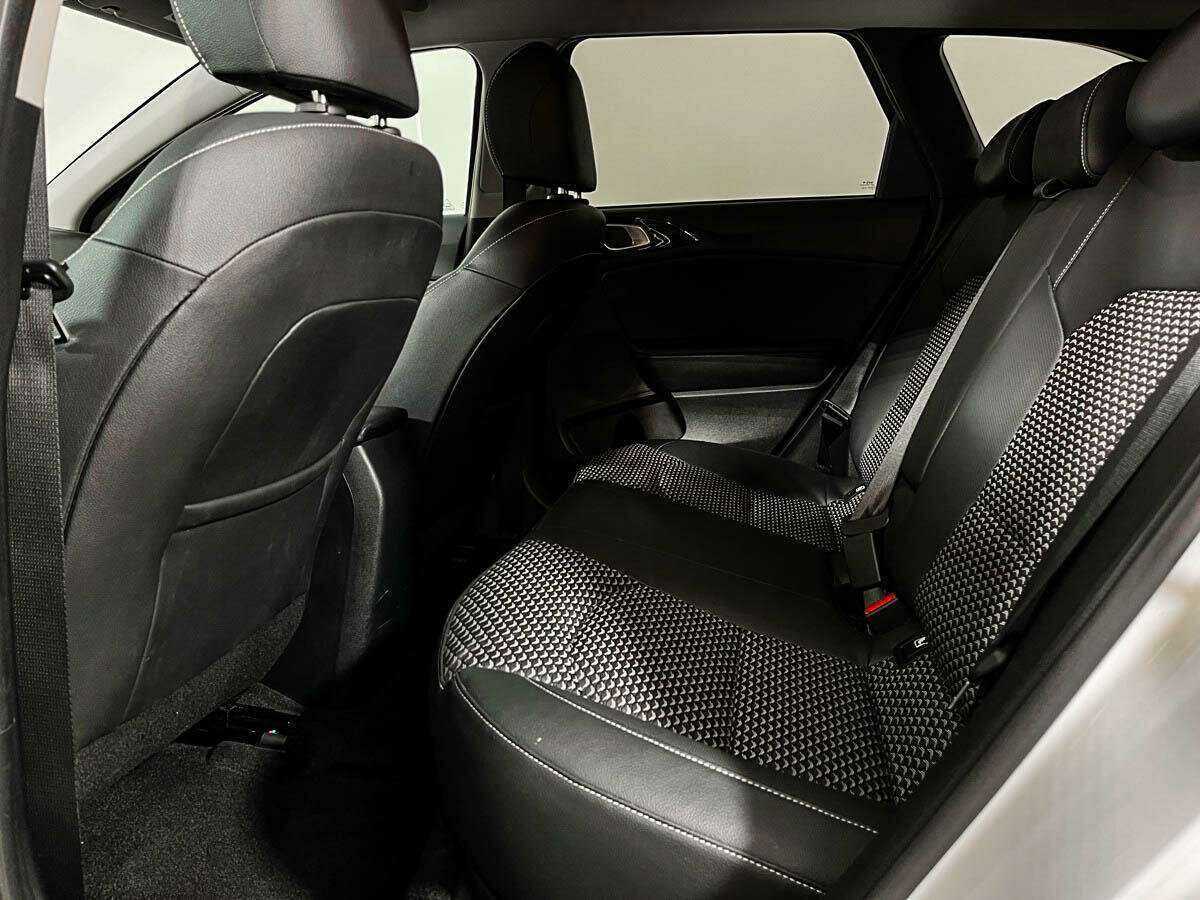 Купить Kia Ceed с пробегом. Фото: #7