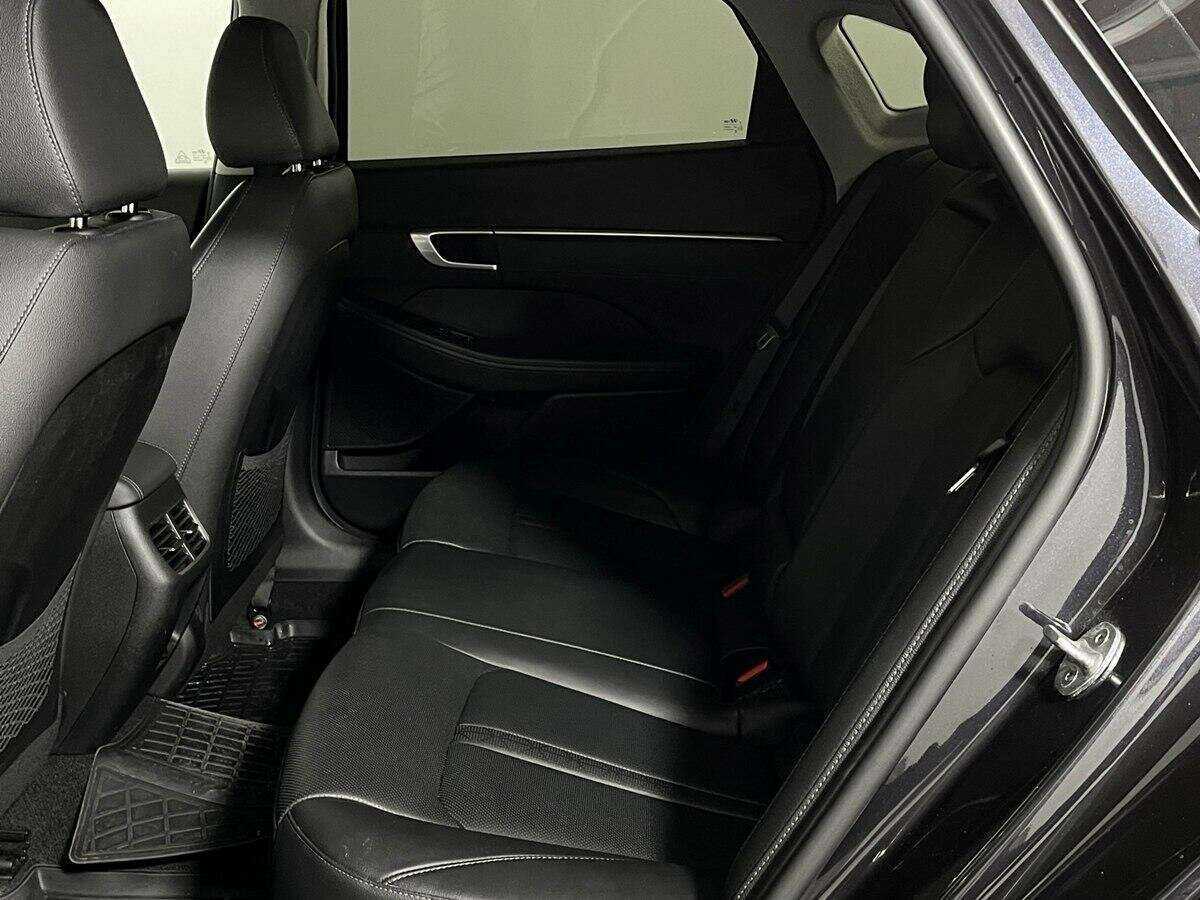 Купить Hyundai Sonata с пробегом. Фото: #9