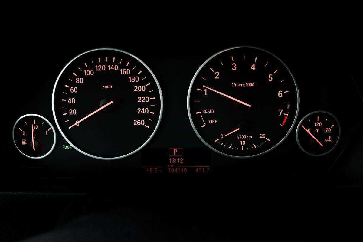 Купить BMW 3 серии с пробегом. Фото: #8