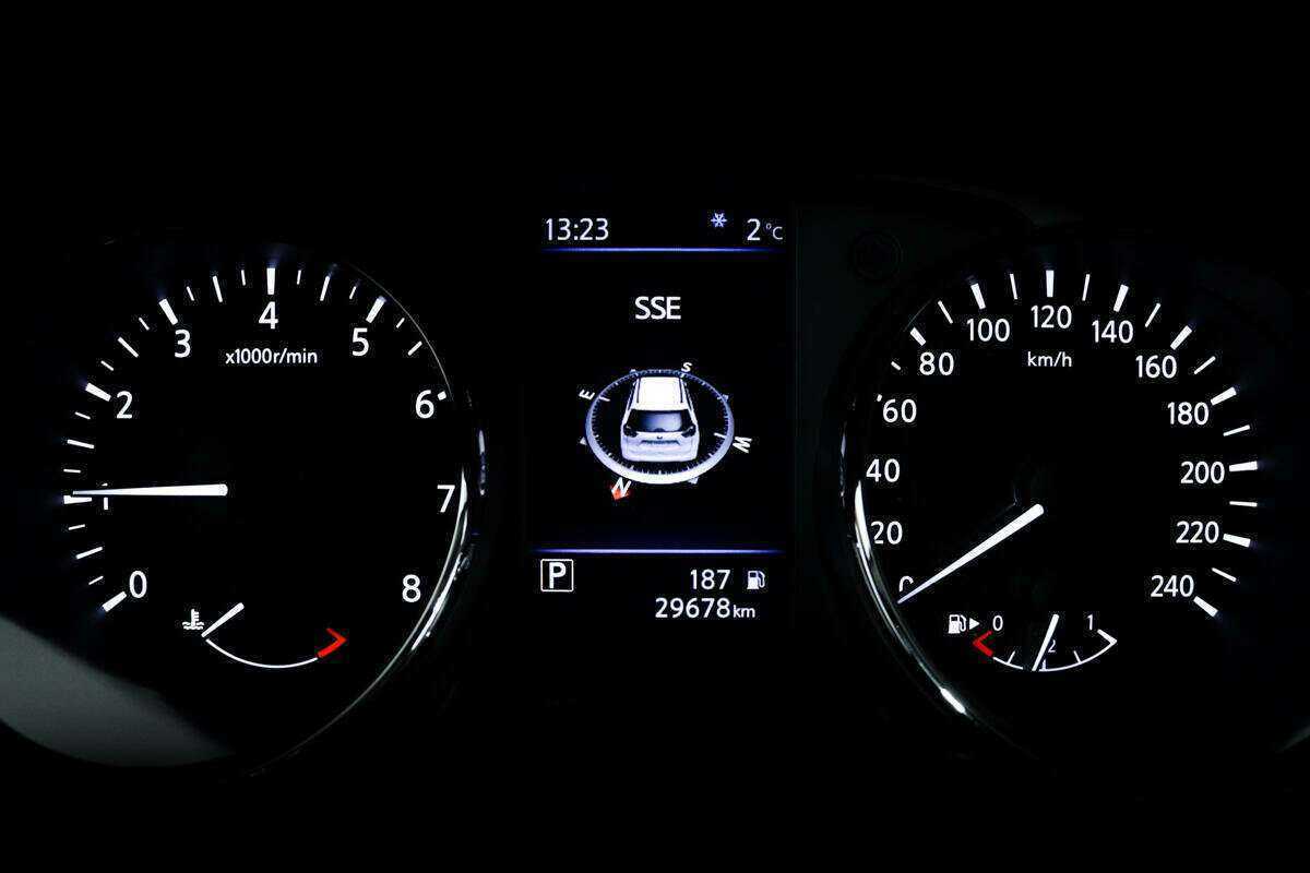 Купить Nissan X-Trail с пробегом. Фото: #9