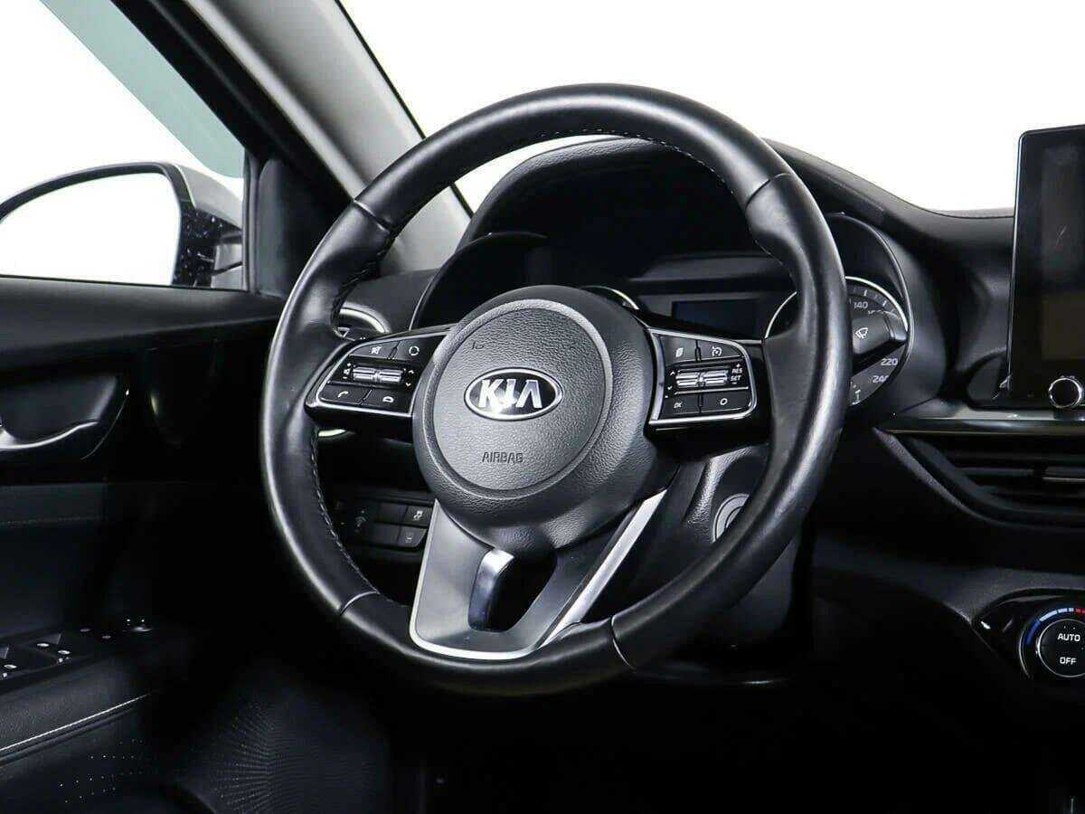 Купить Kia Cerato с пробегом. Фото: #14