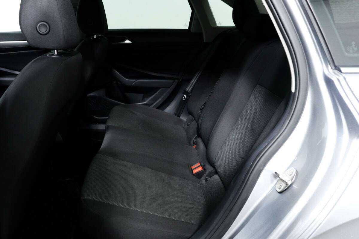 Купить Volkswagen Jetta с пробегом. Фото: #11