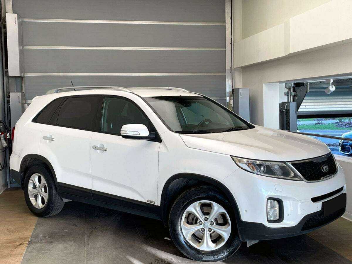 Купить Kia Sorento с пробегом. Фото: #2