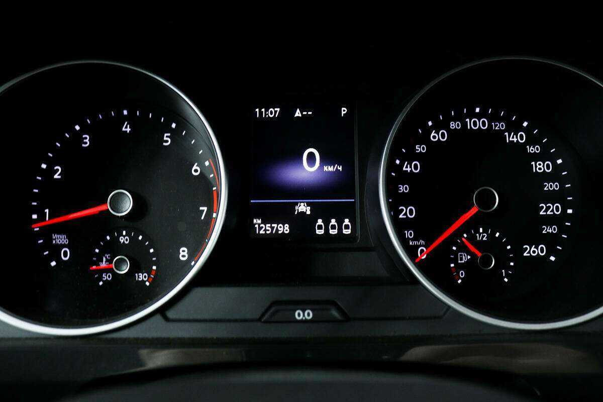 Купить Volkswagen Tiguan с пробегом. Фото: #9