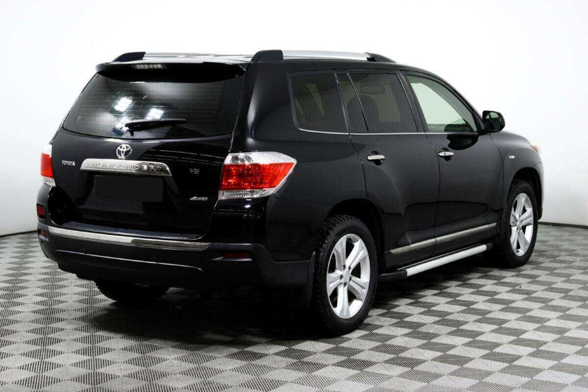 Купить Toyota Highlander с пробегом. Фото: #4