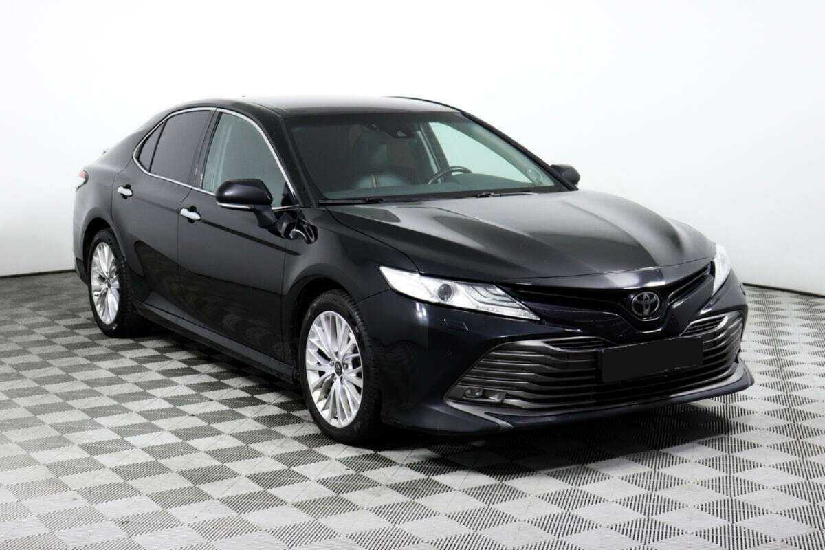 Купить Toyota Camry с пробегом. Фото: #2