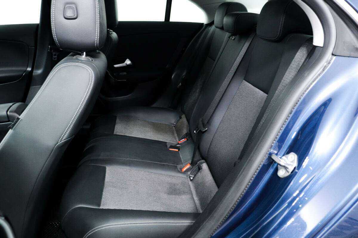 Купить Mercedes-Benz CLA с пробегом. Фото: #11