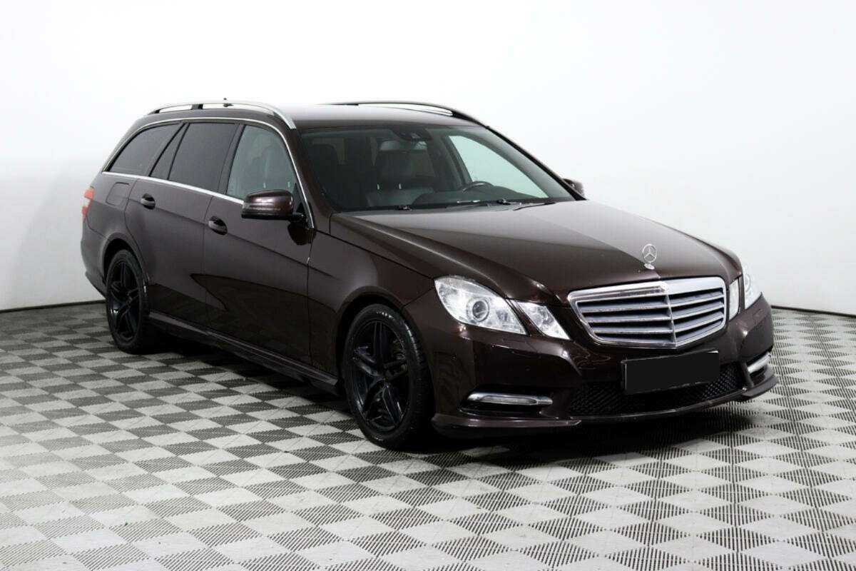 Купить Mercedes-Benz E-Класс с пробегом. Фото: #2