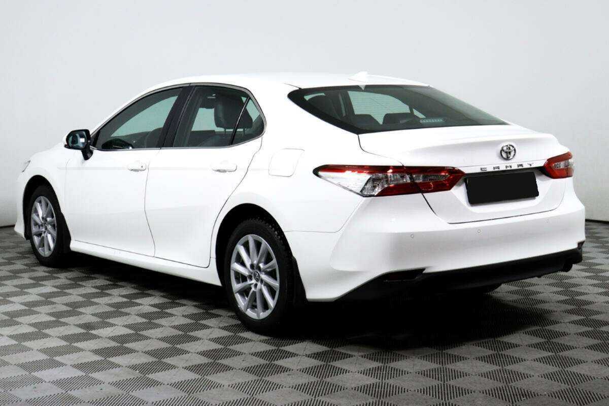Купить Toyota Camry с пробегом. Фото: #6