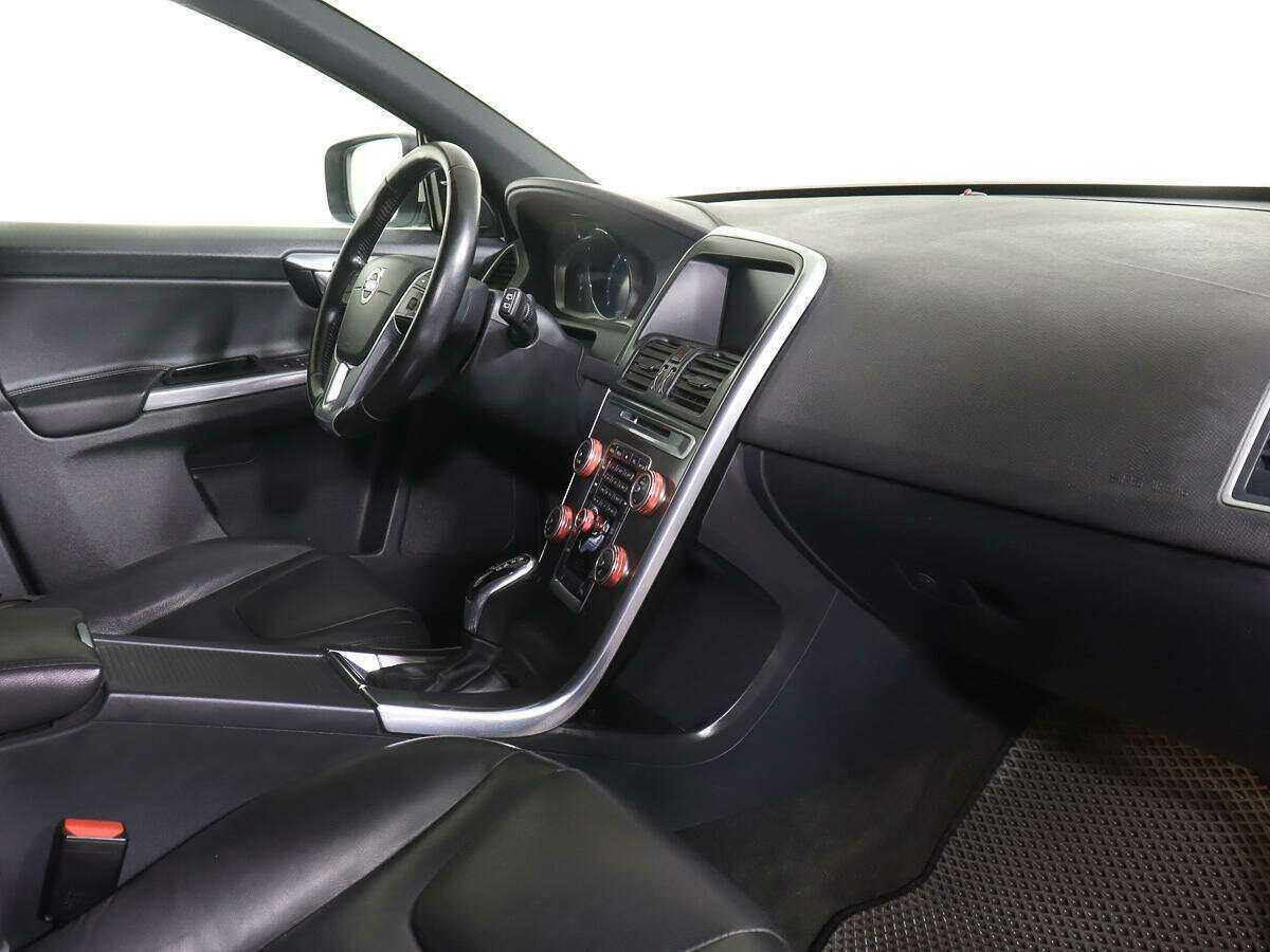 Купить Volvo XC60 с пробегом. Фото: #7