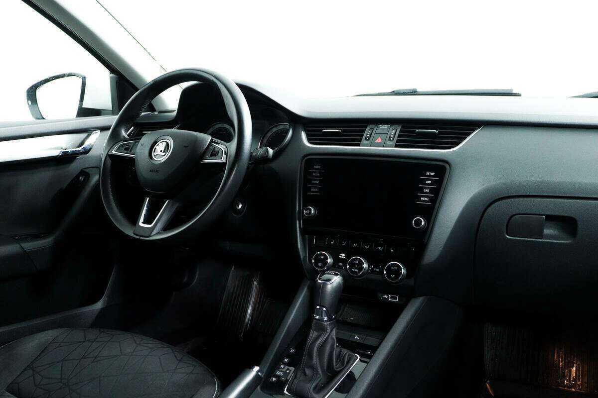 Купить Skoda Octavia с пробегом. Фото: #7