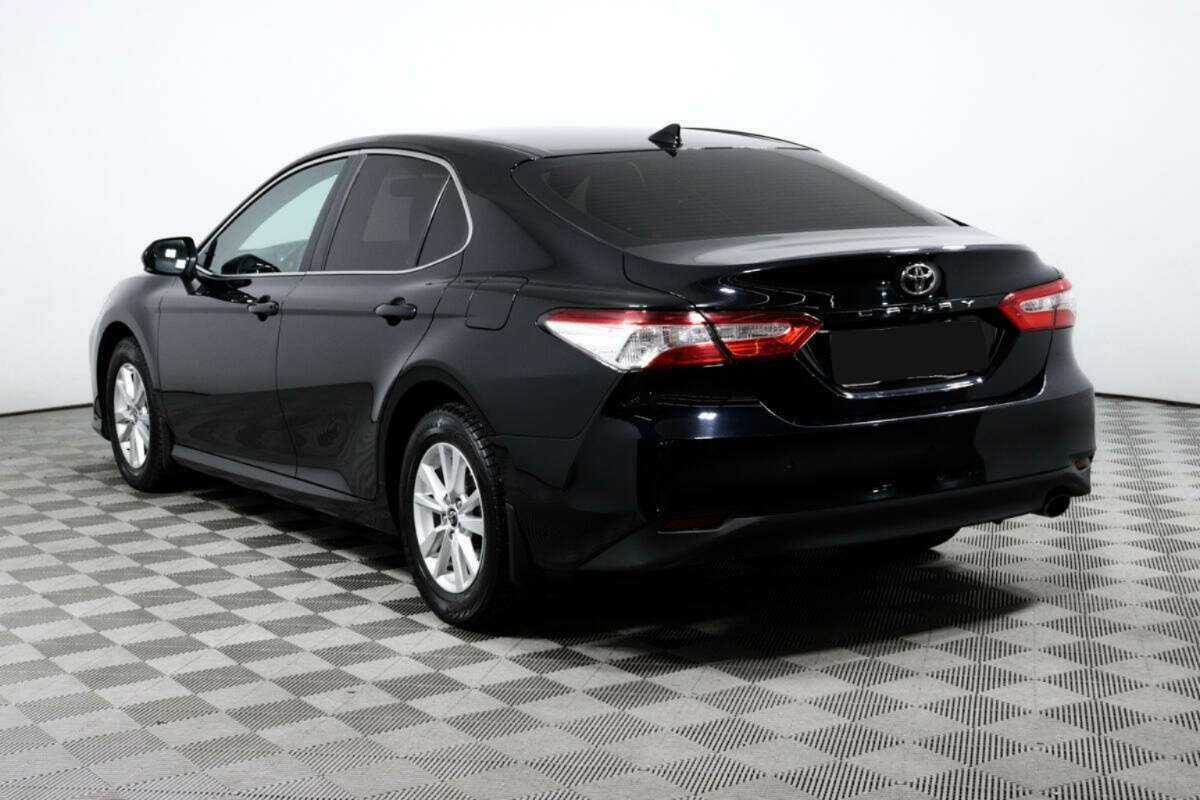 Купить Toyota Camry с пробегом. Фото: #5