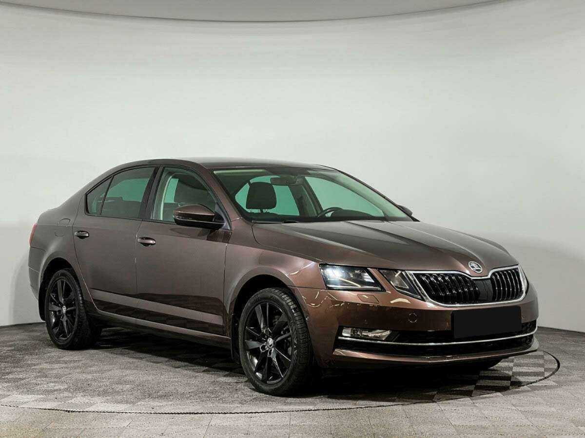 Купить Skoda Octavia с пробегом. Фото: #2