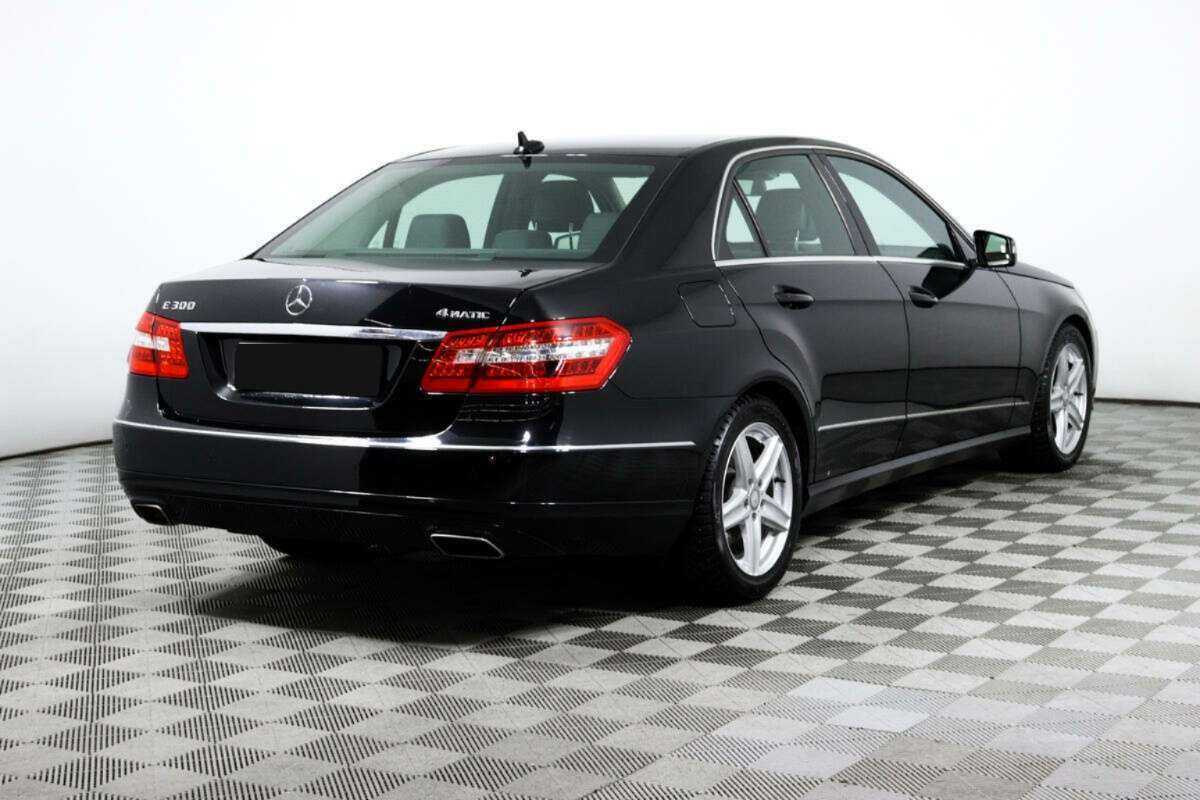 Купить Mercedes-Benz E-Класс с пробегом. Фото: #4