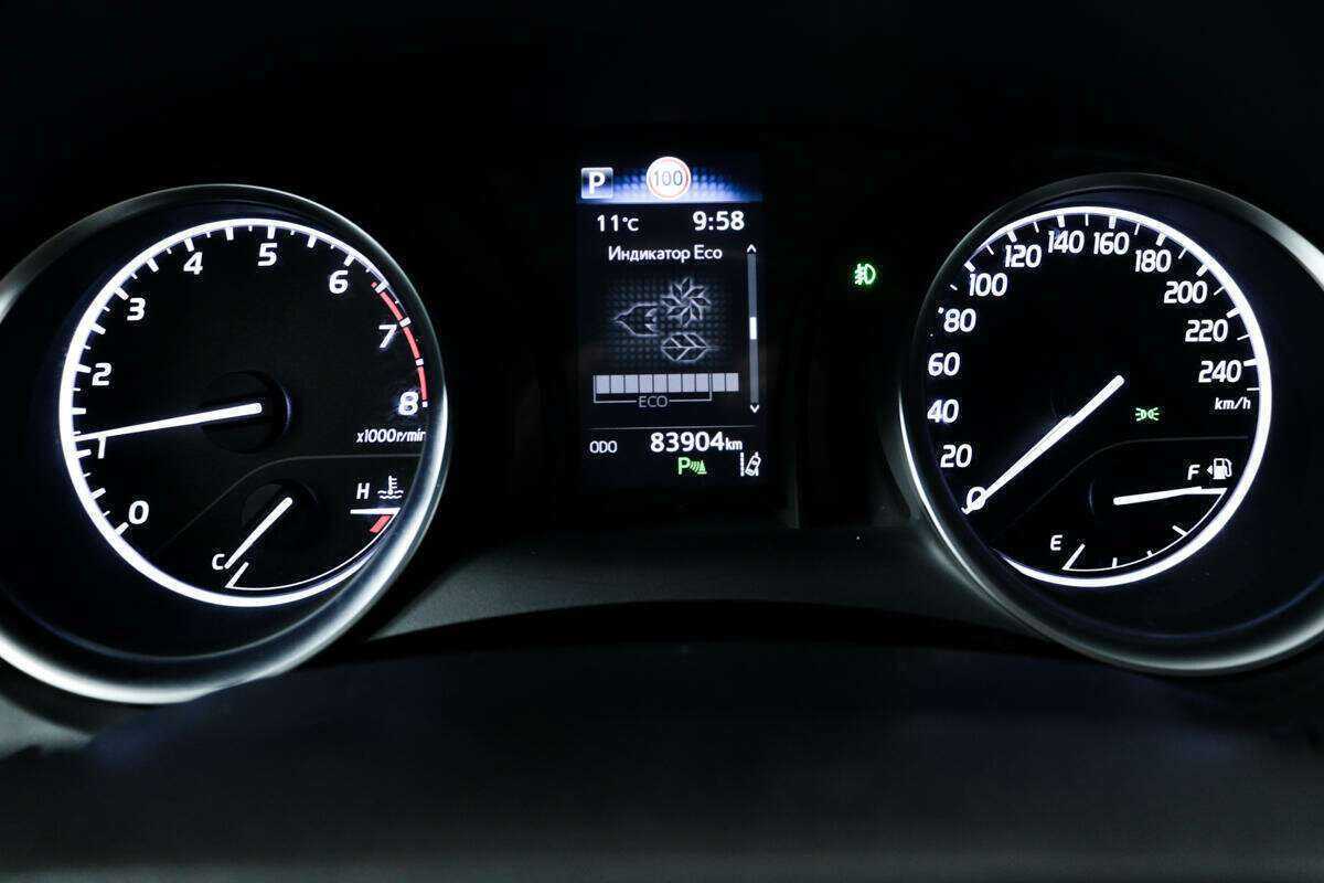 Купить Toyota Camry с пробегом. Фото: #9