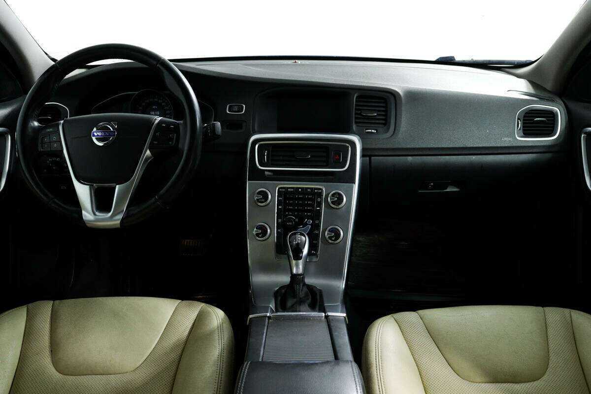 Купить Volvo S60 с пробегом. Фото: #10