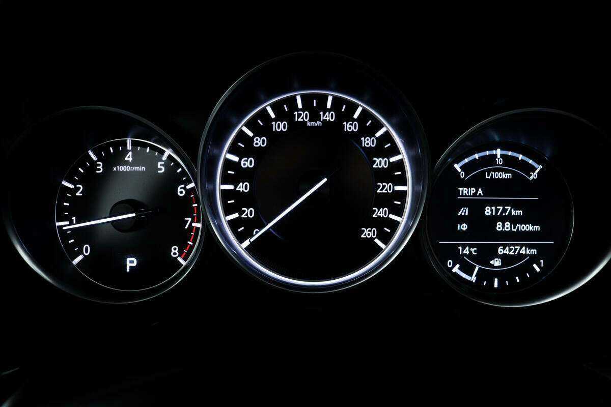 Купить Mazda 6 с пробегом. Фото: #9