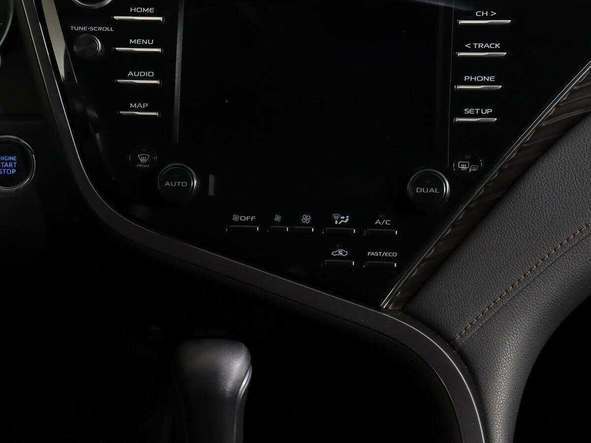 Купить Toyota Camry с пробегом. Фото: #12