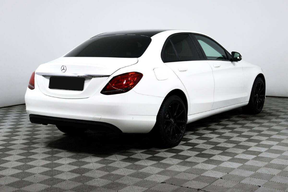 Купить Mercedes-Benz C-Класс с пробегом. Фото: #4