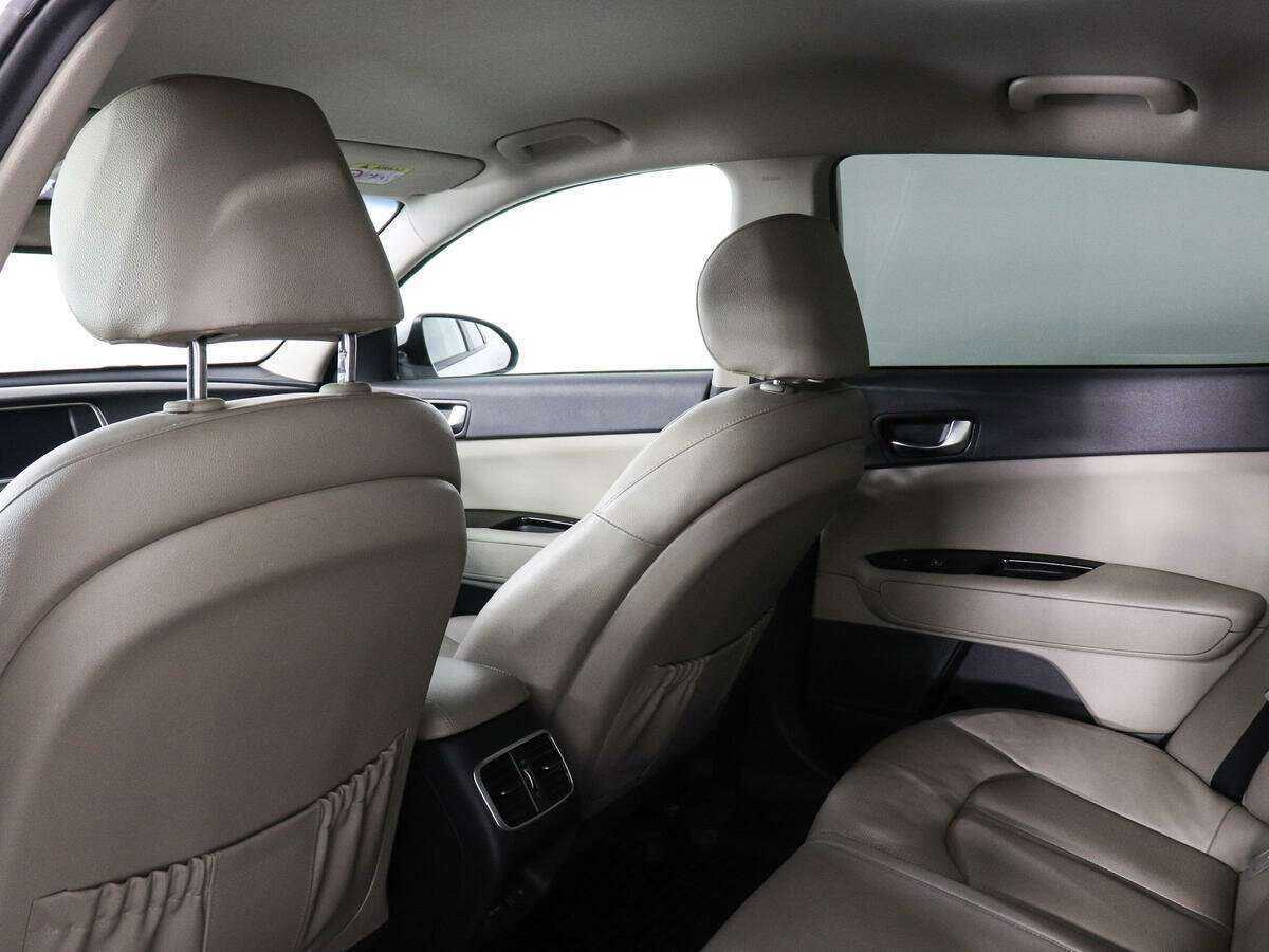 Купить Kia Optima с пробегом. Фото: #11