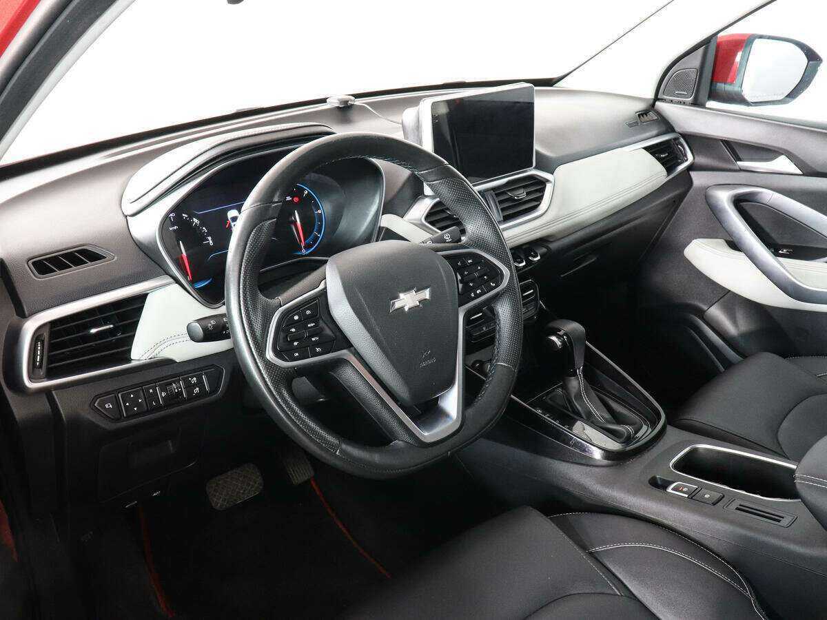 Купить Chevrolet Captiva с пробегом. Фото: #8