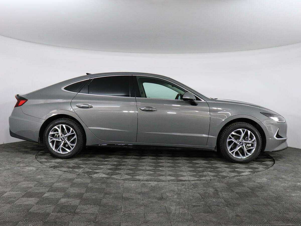 Купить Hyundai Sonata с пробегом. Фото: #3