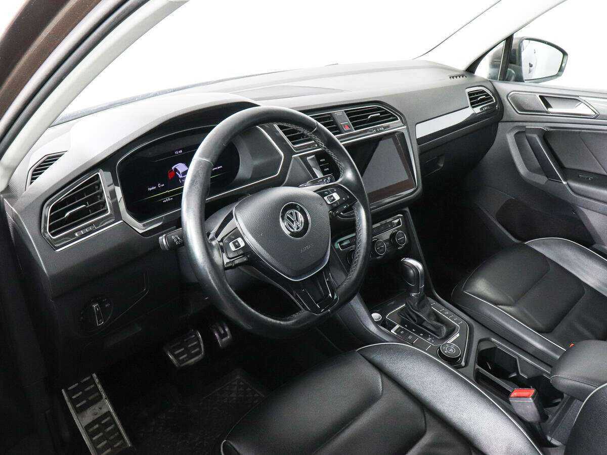 Купить Volkswagen Tiguan с пробегом. Фото: #4
