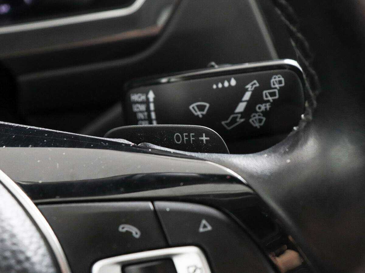 Купить Volkswagen Tiguan с пробегом. Фото: #8