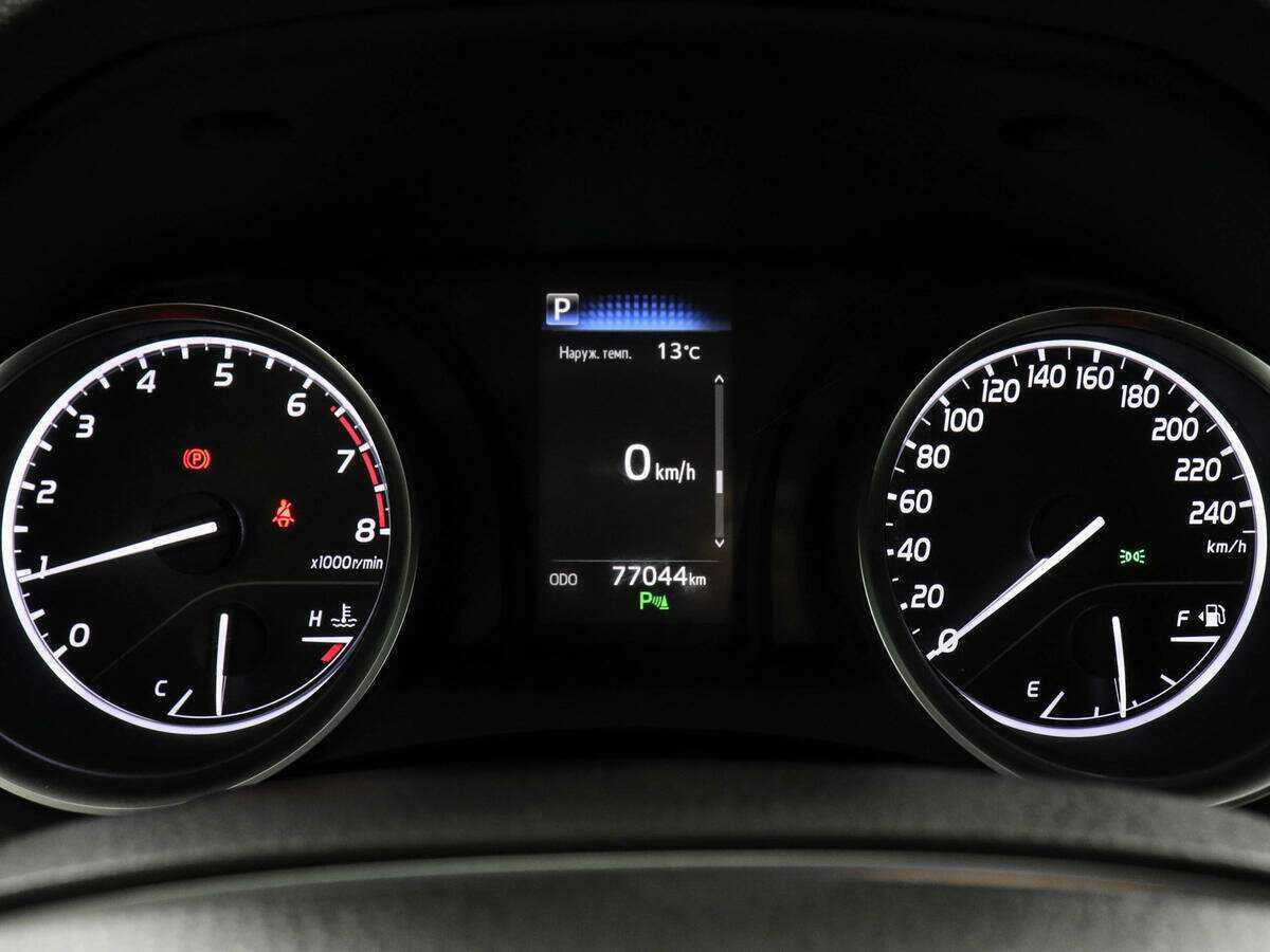 Купить Toyota Camry с пробегом. Фото: #9