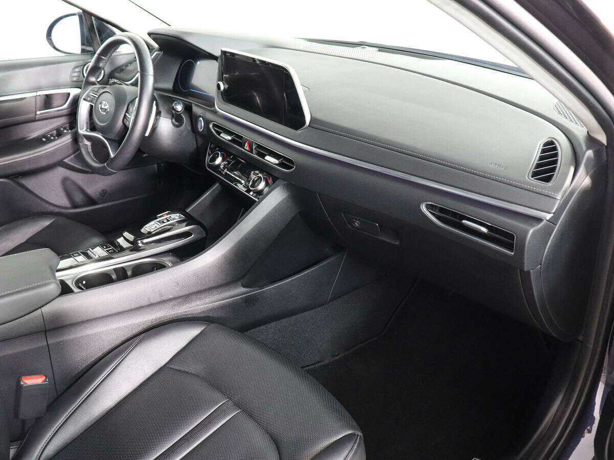 Купить Hyundai Sonata с пробегом. Фото: #9