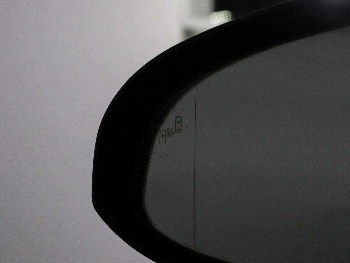 Купить Toyota Camry с пробегом. Фото: #13