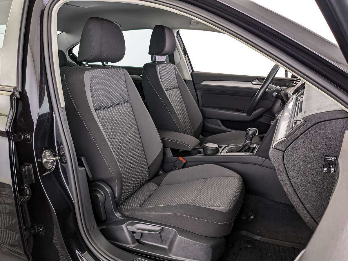 Купить Volkswagen Passat с пробегом. Фото: #18