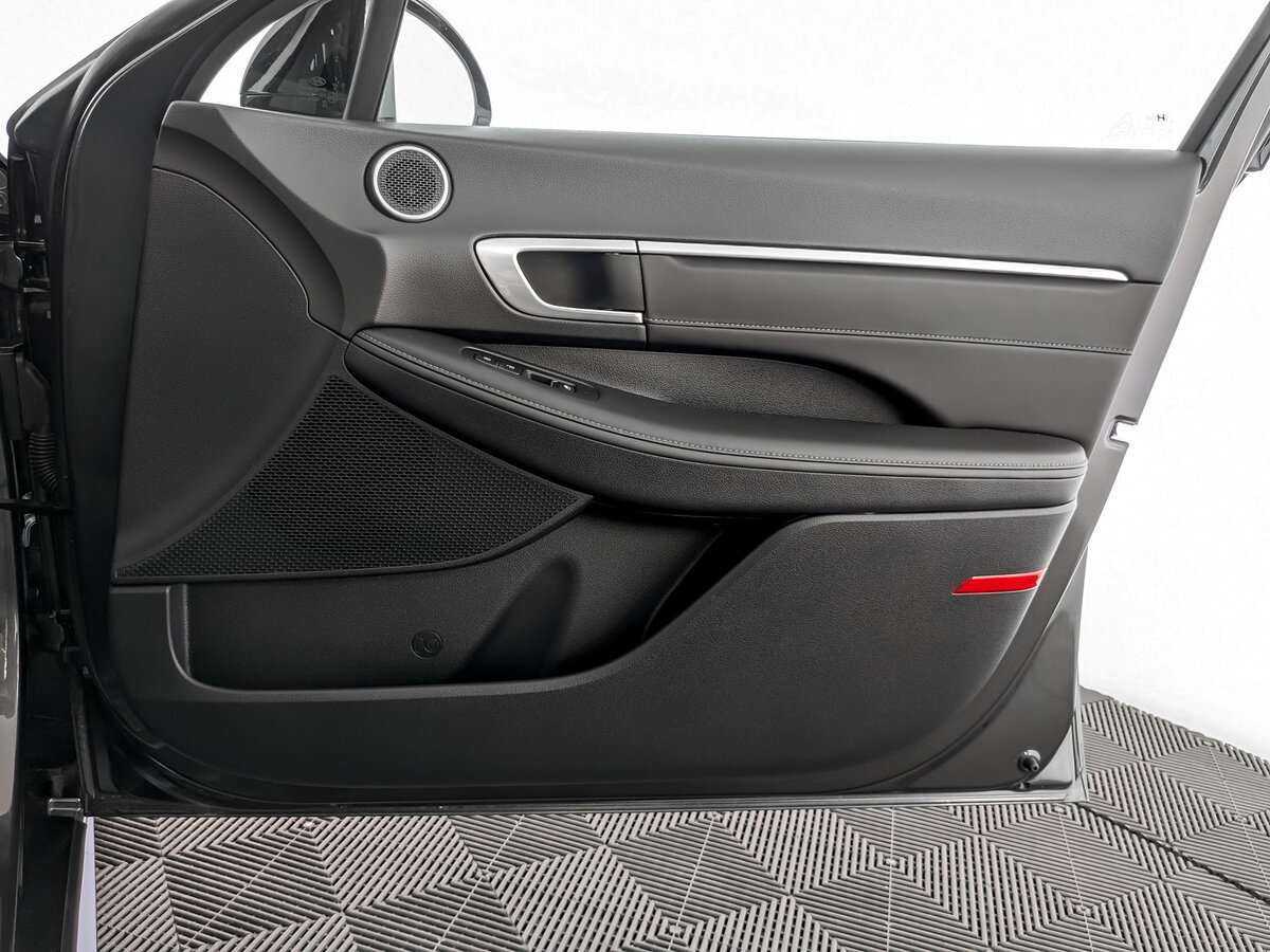 Купить Hyundai Sonata с пробегом. Фото: #20