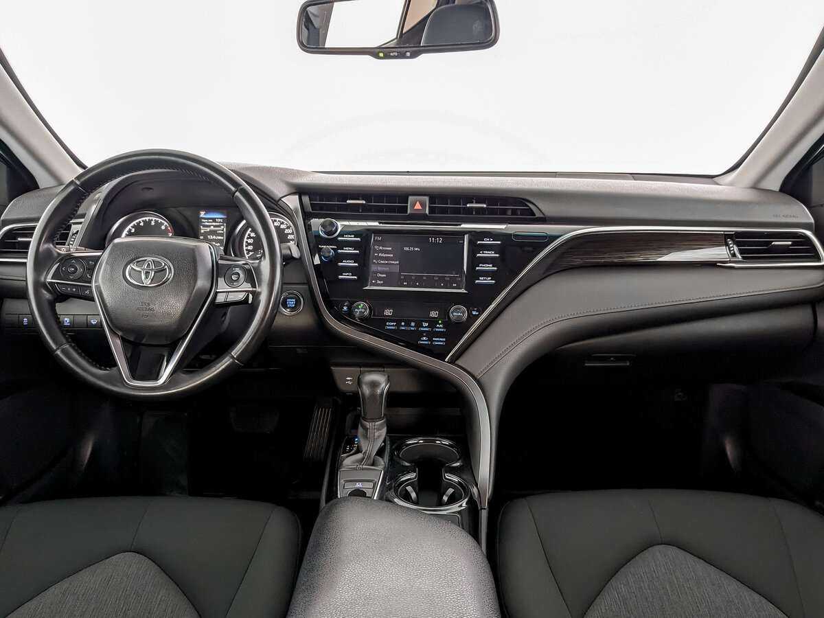 Купить Toyota Camry с пробегом. Фото: #11