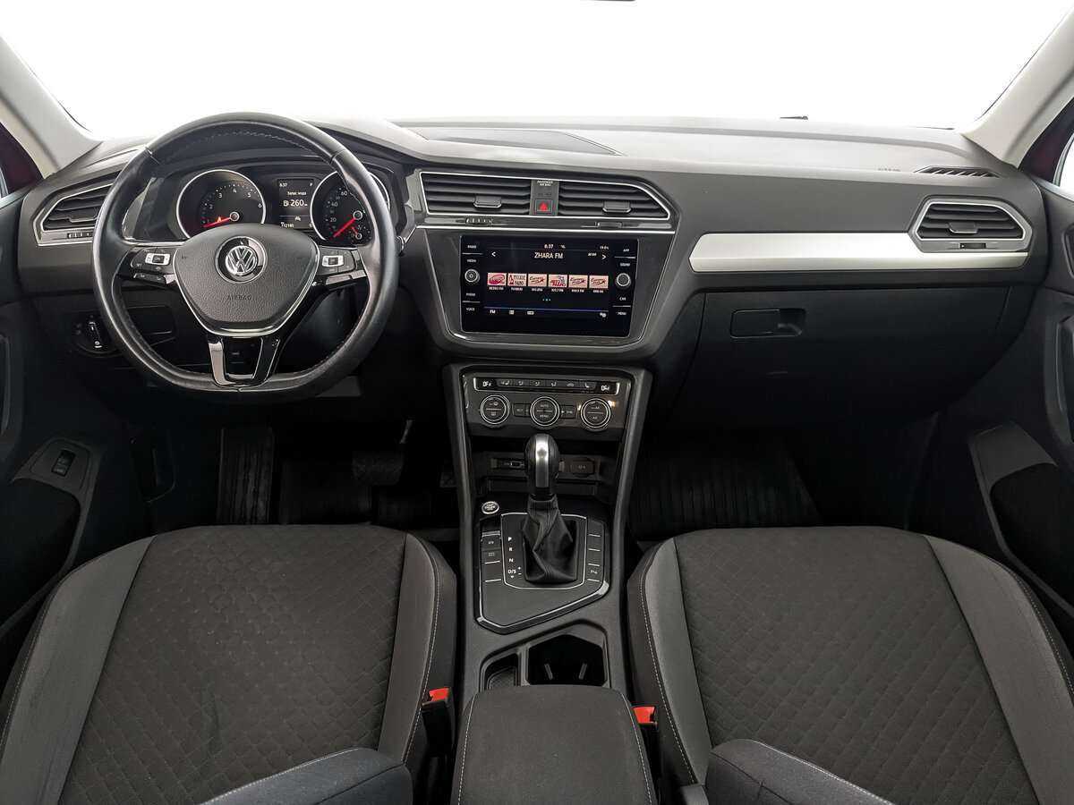 Купить Volkswagen Tiguan с пробегом. Фото: #9