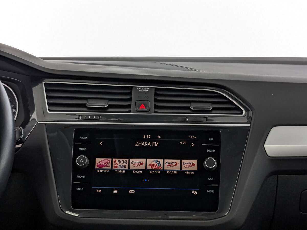 Купить Volkswagen Tiguan с пробегом. Фото: #12