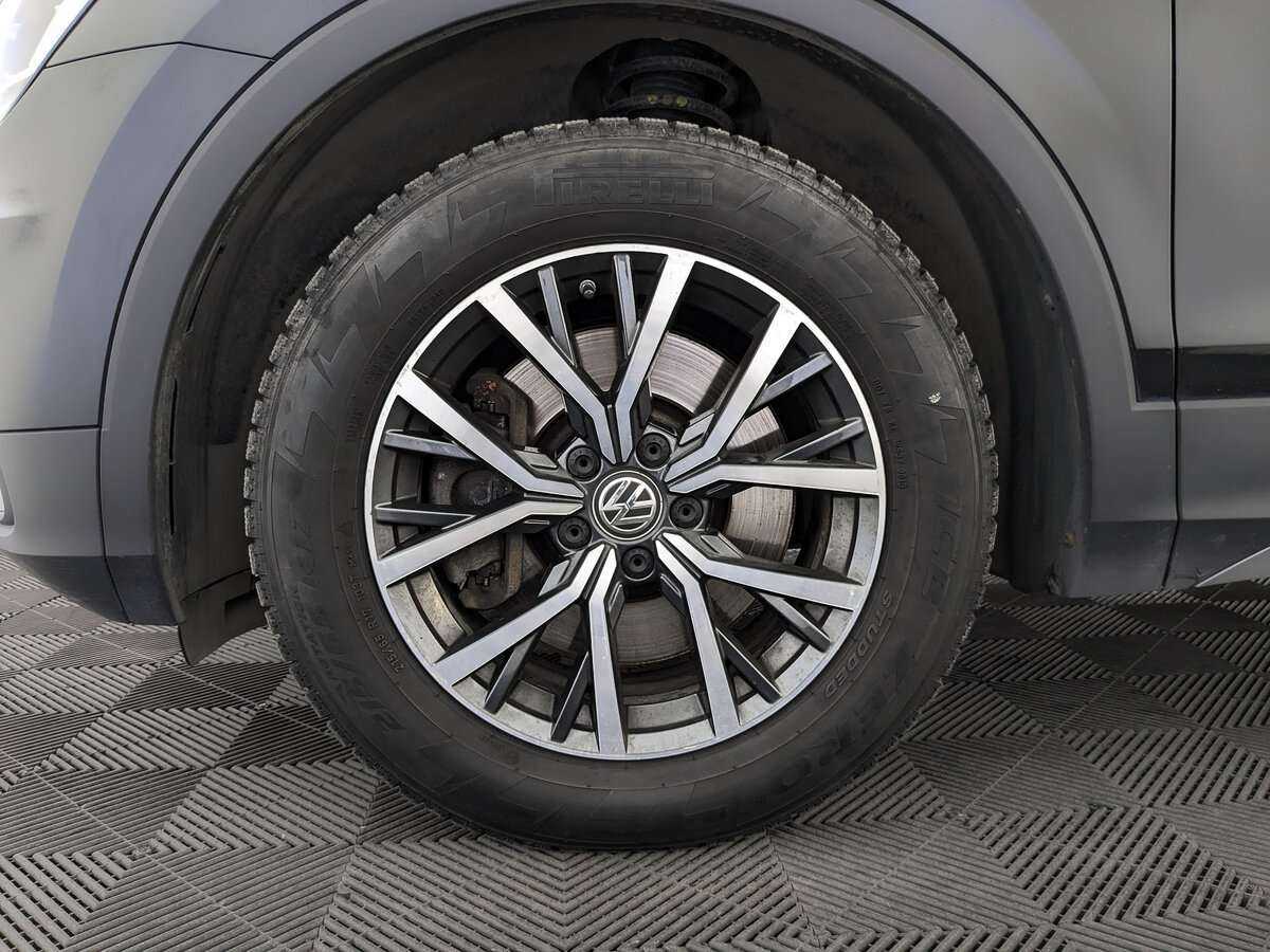 Купить Volkswagen Tiguan с пробегом. Фото: #10