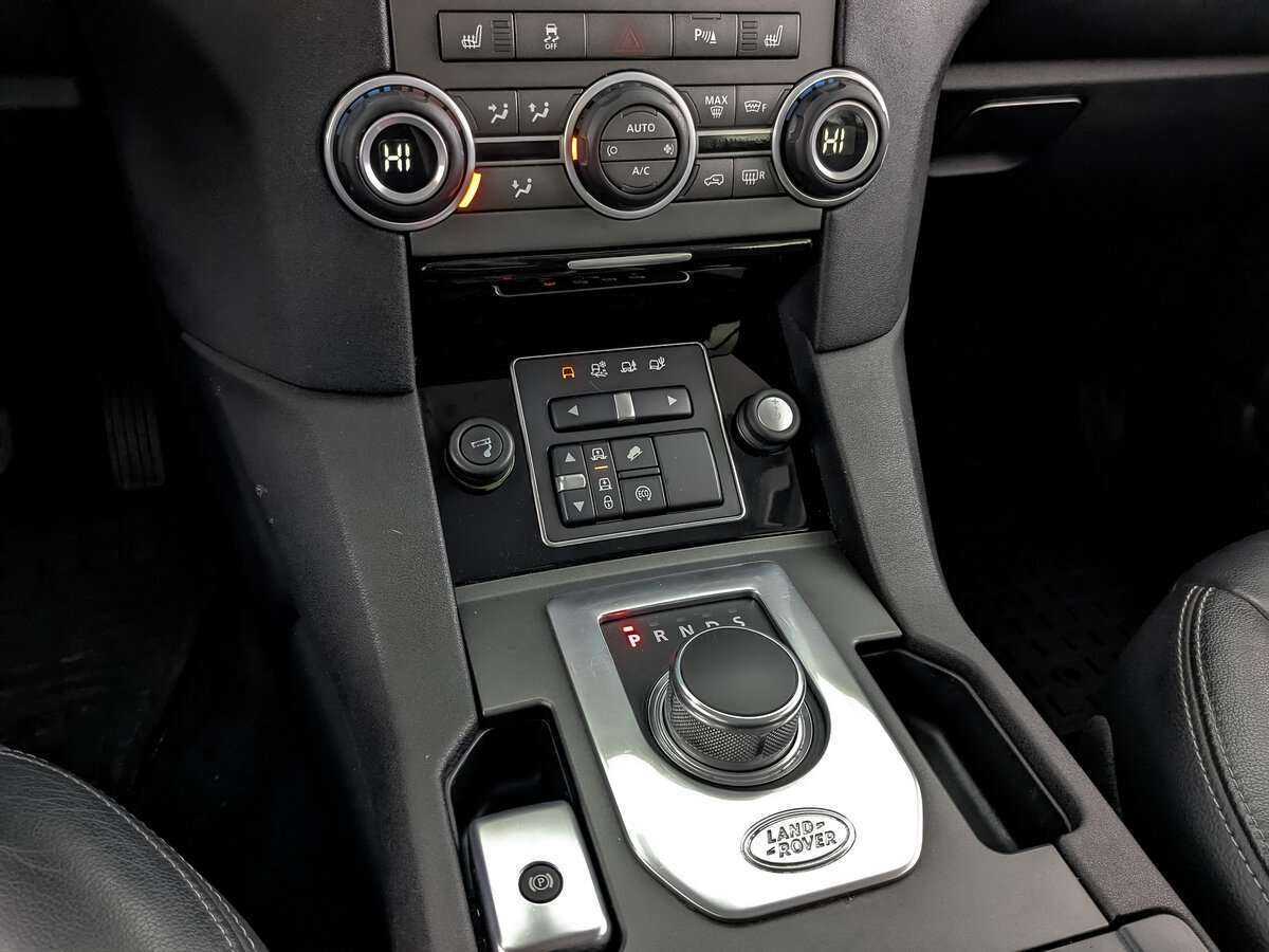 Купить Land Rover Discovery с пробегом. Фото: #17