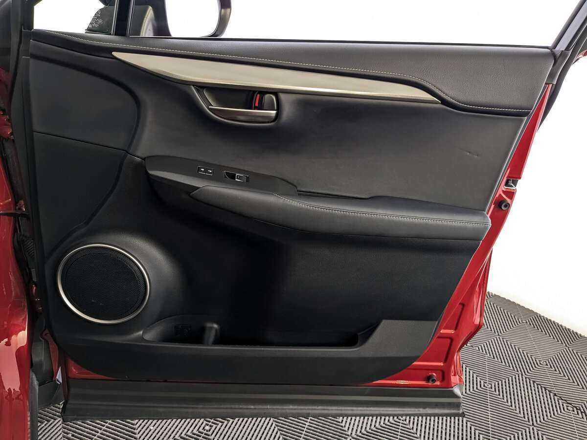 Купить Lexus NX с пробегом. Фото: #23