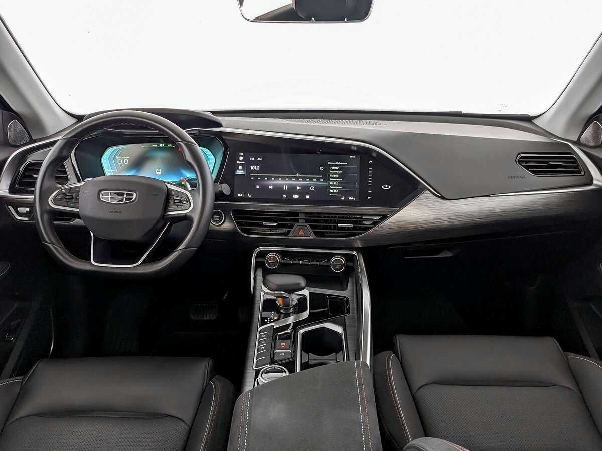 Купить Geely Tugella с пробегом. Фото: #11