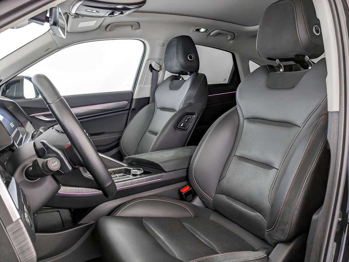 Купить Geely Tugella с пробегом. Фото: #15