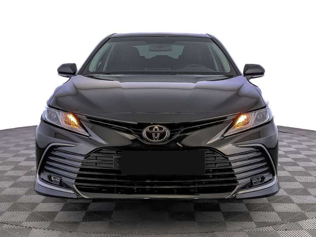 Купить Toyota Camry с пробегом. Фото: #1