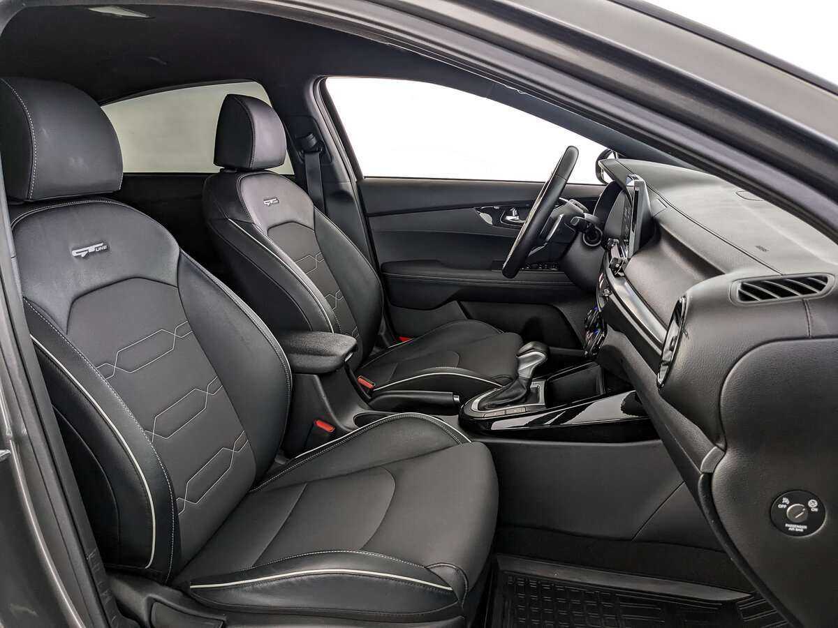 Купить Kia Cerato с пробегом. Фото: #19