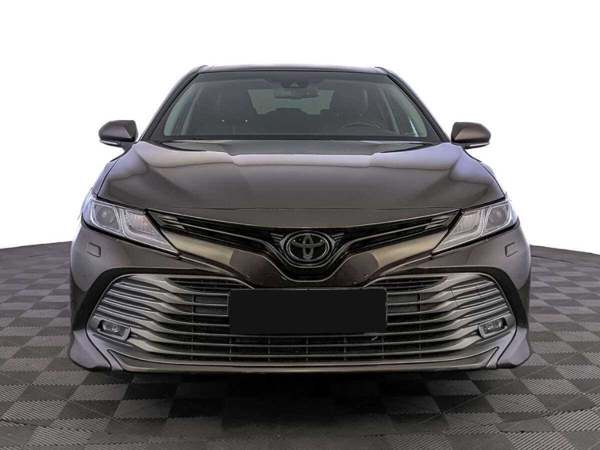 Купить Toyota Camry с пробегом. Фото: #1
