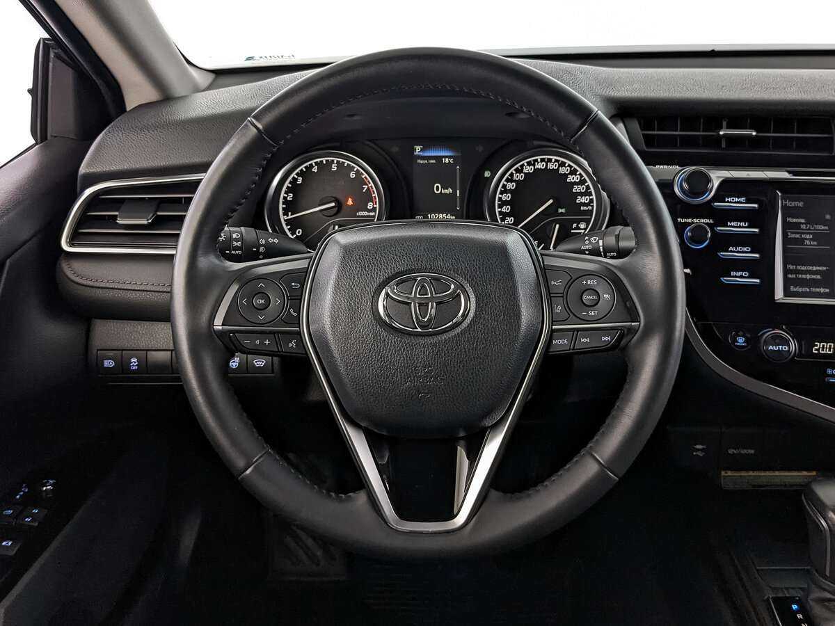Купить Toyota Camry с пробегом. Фото: #17